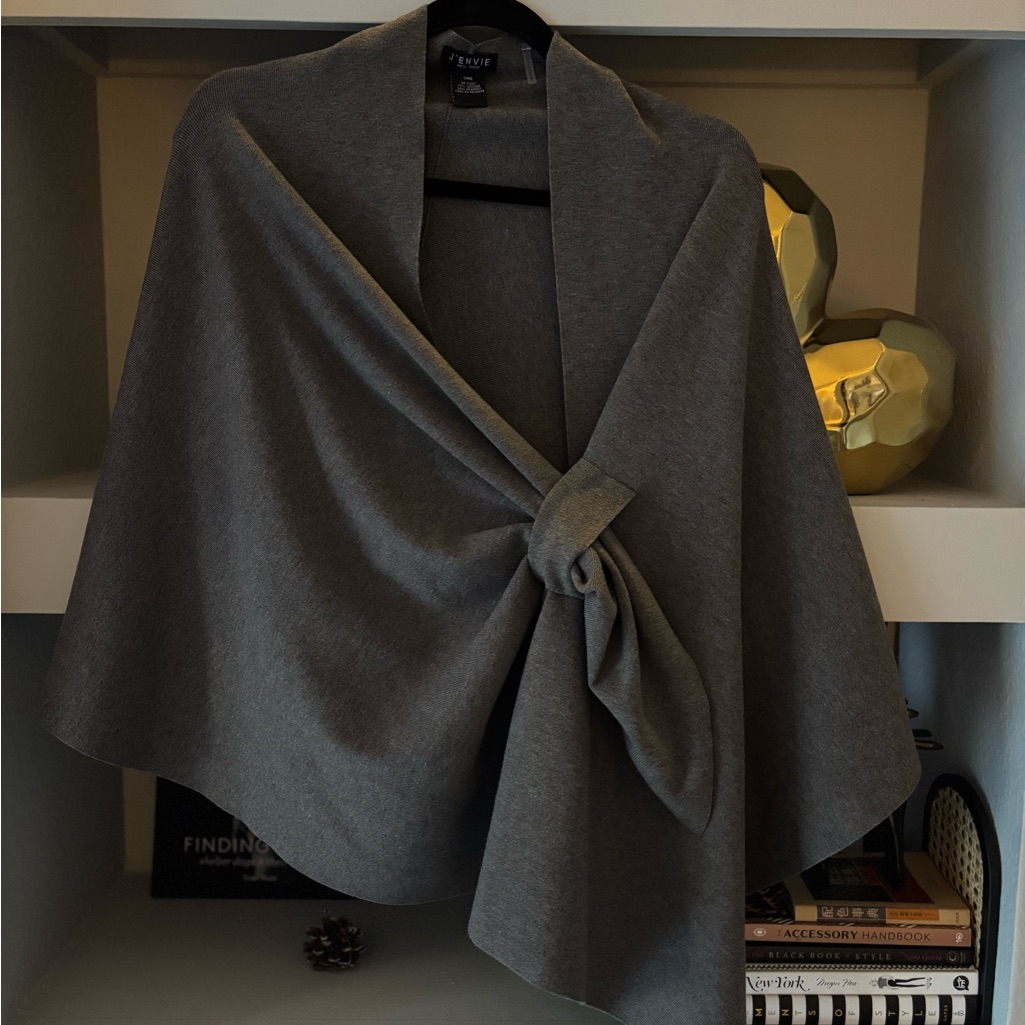 Elegant Gray Women's Poncho